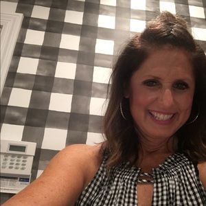 Meet your Posher, Michele